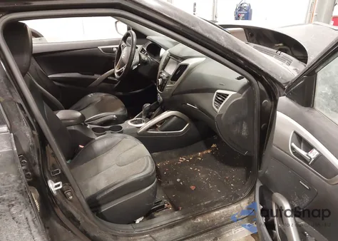 2012 Hyundai Veloster Base W/Black z USA, uszkodzony, nr VIN KMHTC6AD0CU058983